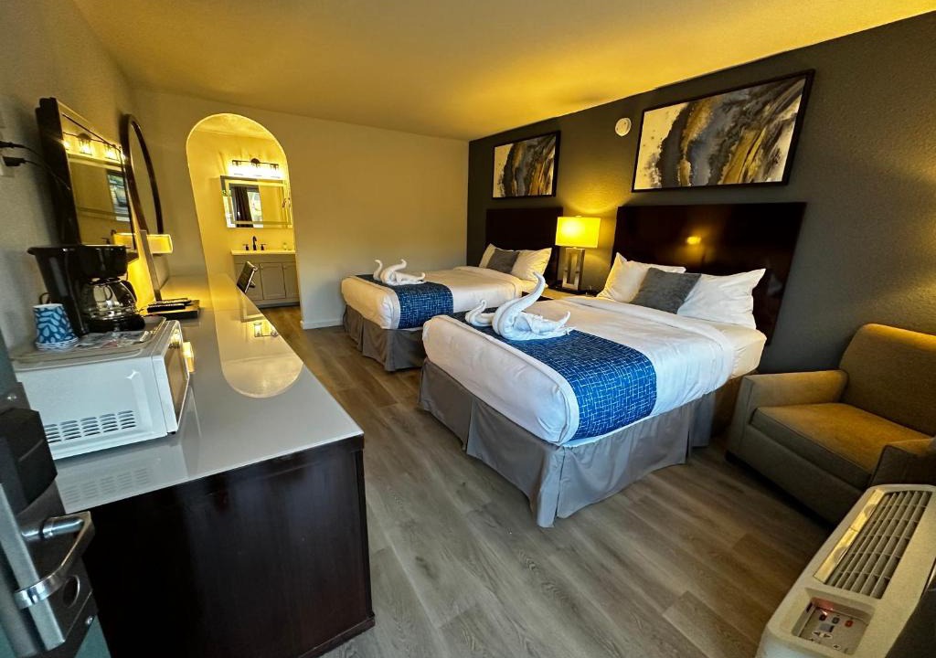 San Andreas Hotel | Sierra Inn
