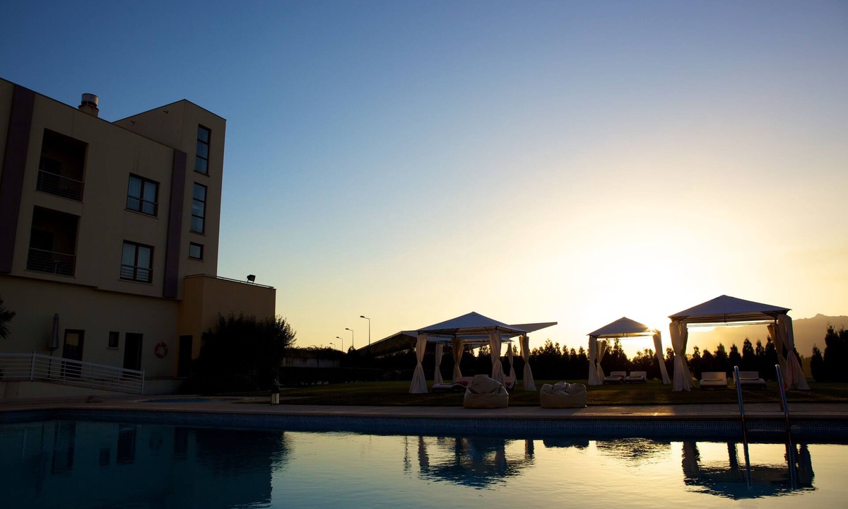 Tondela Hotel | SJ Hotel