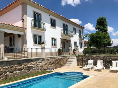 Mangualde Bed & Breakfast | SOLAR DA SERRA-GuestHouse