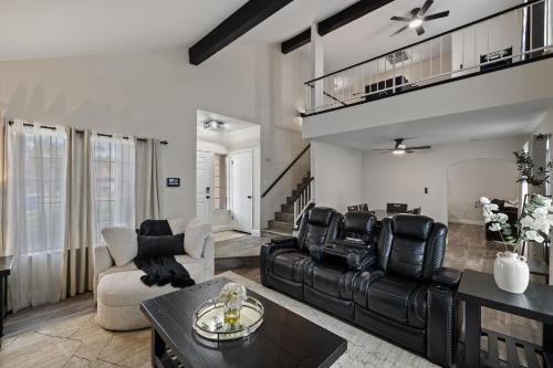 Pumpkin Center House | SolVista Retreats