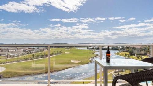 Pelican Waters Apartment | Spa Apartment - Beautiful Views Of Golf Course!