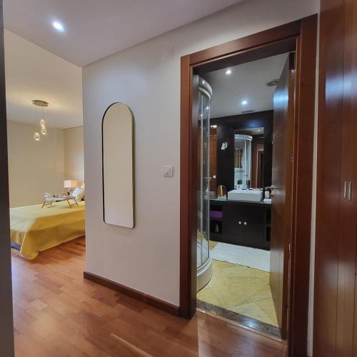 Odivelas Apartment | Spacious 2BR near Odivelas Metro with Balcony