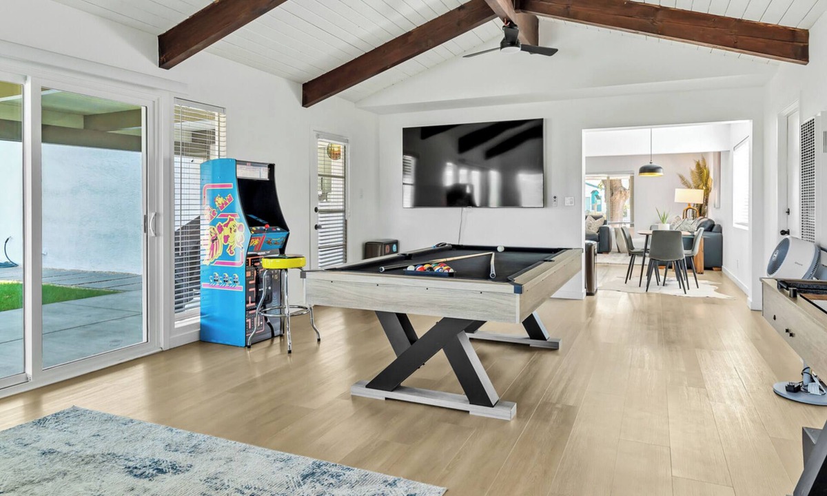 Allied Gardens House | Spacious 5-bedroom house in marvelous San Diego with Gameroom, WiFi, AC