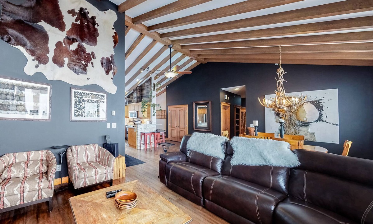 Big White Ski Resort House | Spacious condo with private hot tub, ski in/out access and mountain views