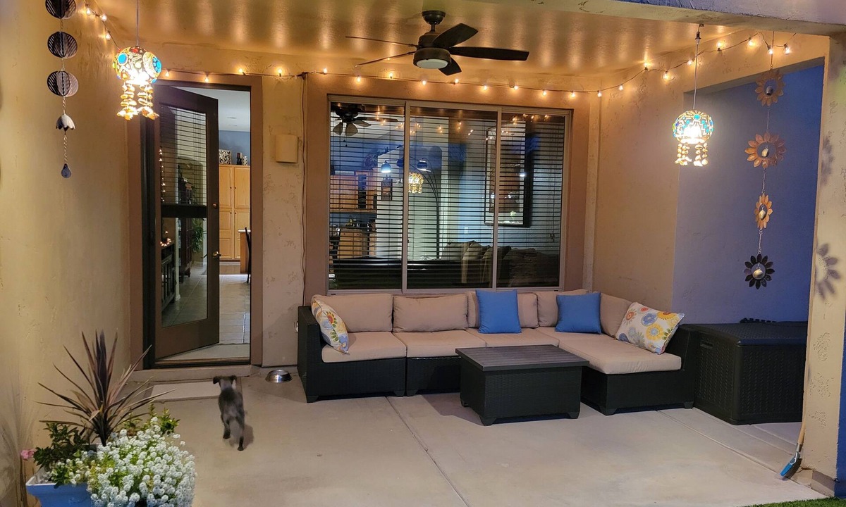 Las Sendas House | Spacious home in the Mesa foothills close to hiking, lakes and the Salt River!