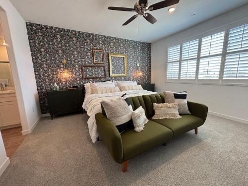 Visalia House | Spacious New 3BR EV Charger 40 min to Sequoia