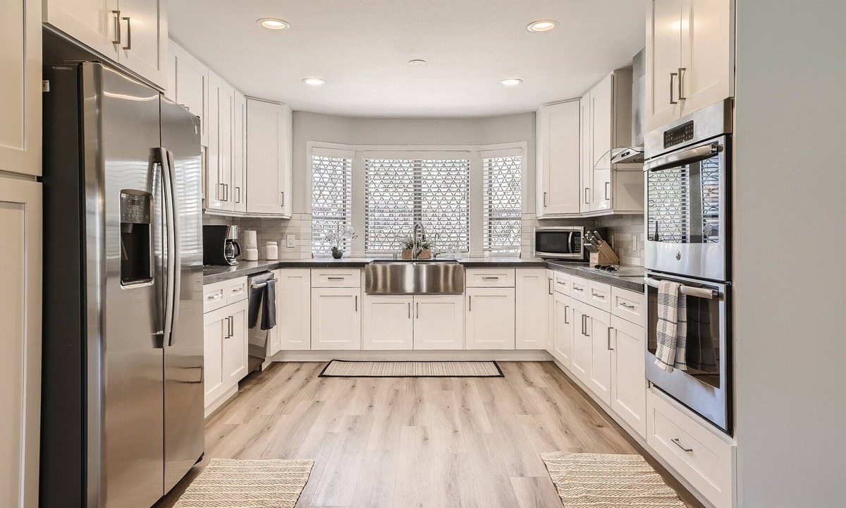 Spring Valley Villa | Spacious Villa 20 min to Strip & Airport! Private Pool and amenities for all ages!