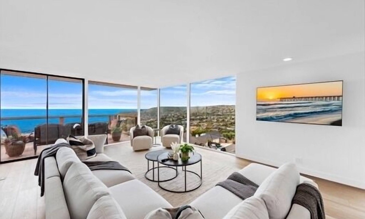 Arch Beach Heights House | Spectacular ocean view home, recently remodeled in the heart of Laguna Beach.