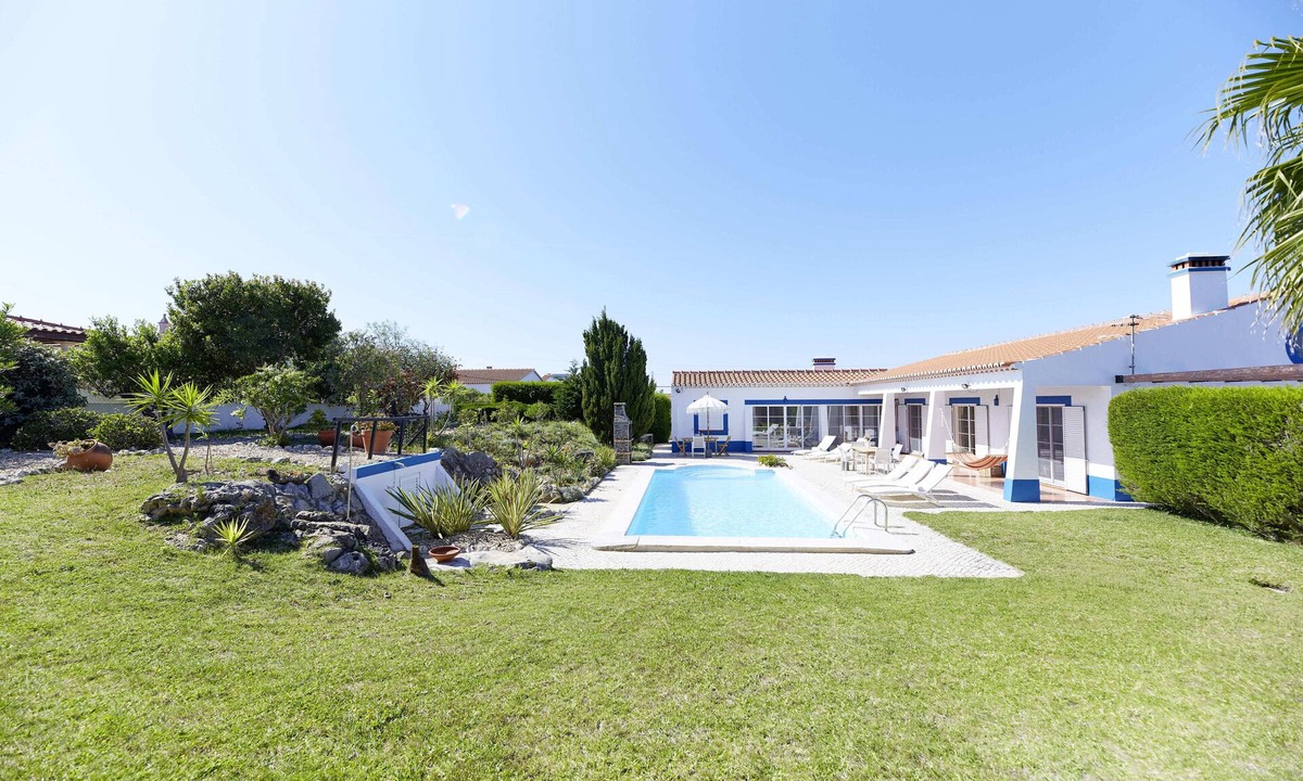 Aljezur Villa | Spectacular villa, close to beautiful beaches, salt water pool