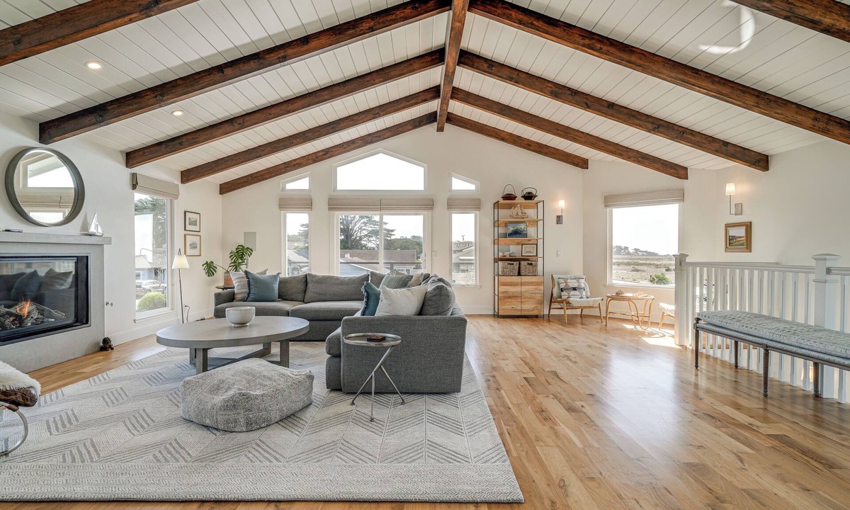 Half Moon Bay Cottage | Steps to Ocean: Luxe Family Home in Half Moon Bay!