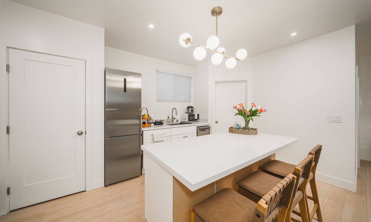 West University Apartment | Stocked Suite Near Midtown Yard + Private Entrance