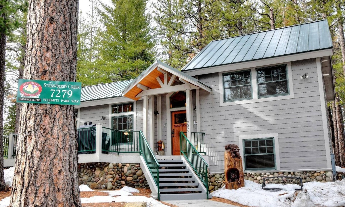 Yosemite West House | Strawberry Creek