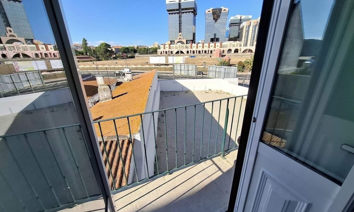 Santo Condestavel Apartment | Studio 304 Lisbon Balcony Elevator A/C