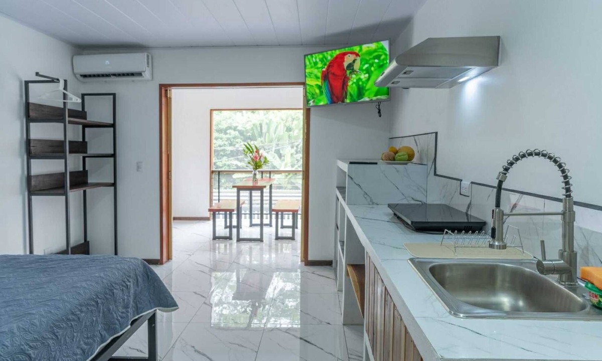 Puerto Viejo de Talamanca Hotel | Studio Apartment #6 w/Smart TV, A/C + Pool