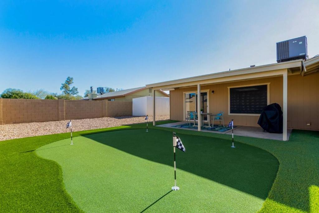 North Center Revitalization Association House | Stunning Hunter Single Family Home in the Heart of Mesa