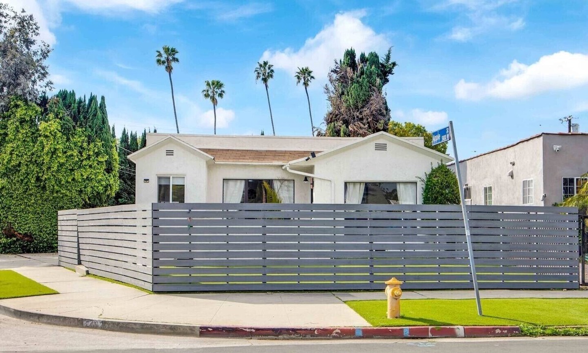 Mid City House | Stunning Luxurious Home, near Beverly Hills & DTLA