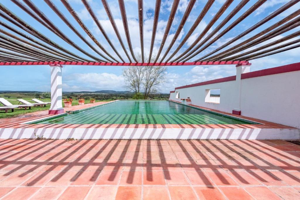 Sao Cristovao Villa | Stunning mansion in São Cristóvão