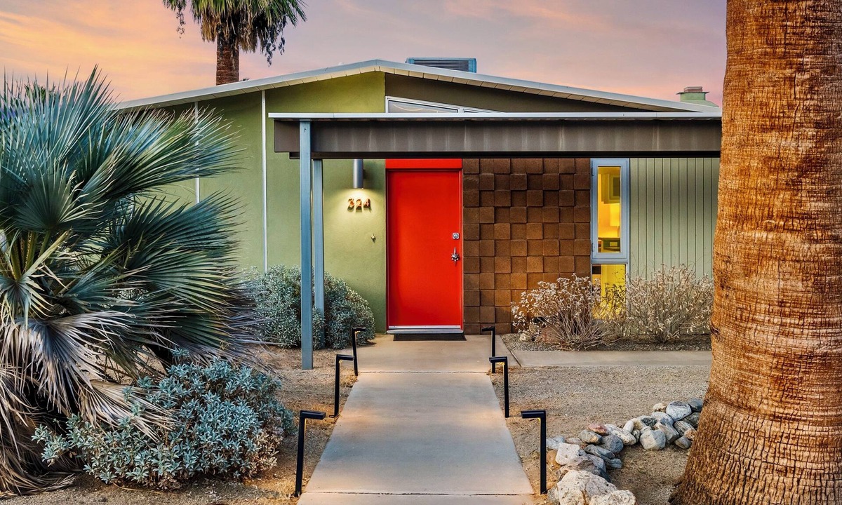 Borrego Springs House | Style + Pool + Spa + Location + Views