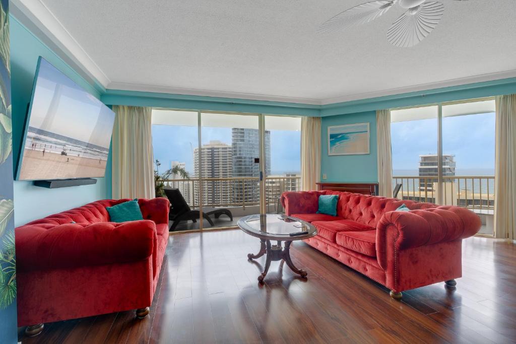 Main Beach Apartment | Stylish 1BR Beachside Escape - Heart of Gold Coast
