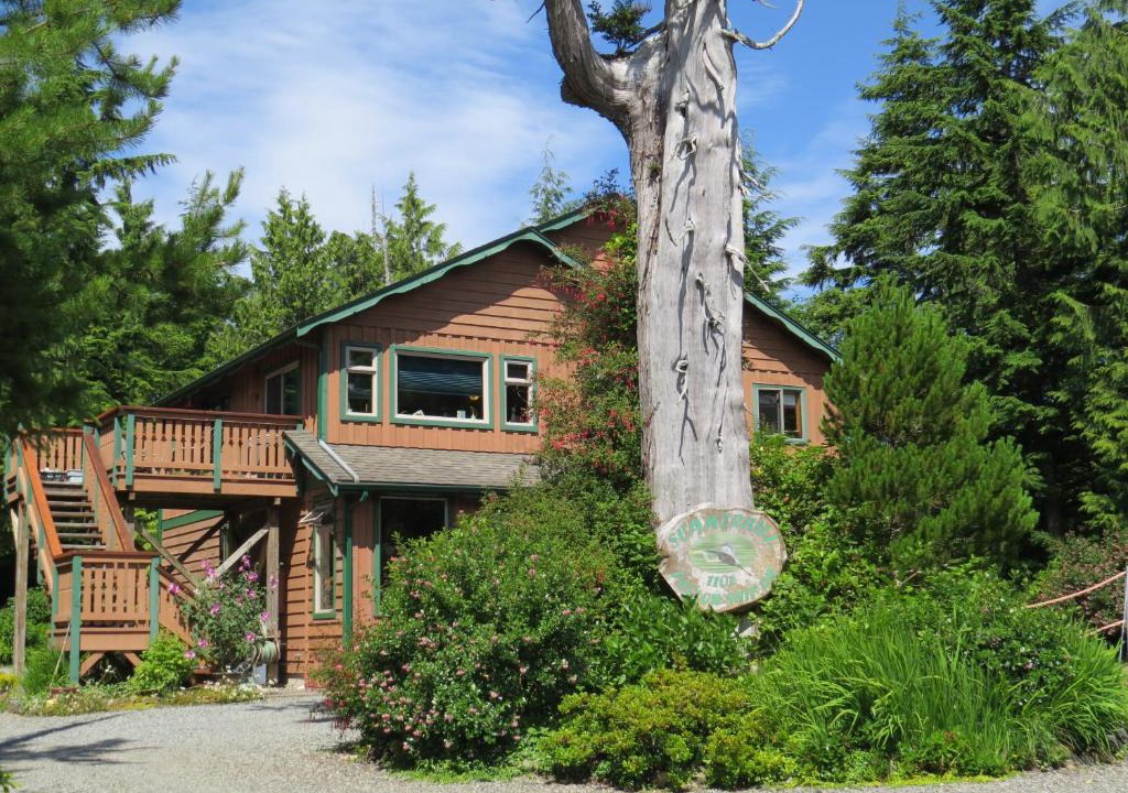 Tofino House | Summerhill Guest House