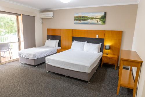Caboolture Hotel | Sundowner Hotel Motel