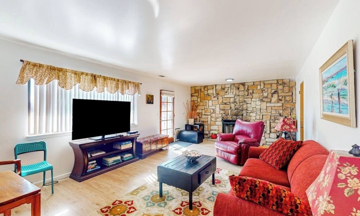Nipomo House | Sunny home near downtown with patio, fireplace, grill, washer/dryer, & Roku