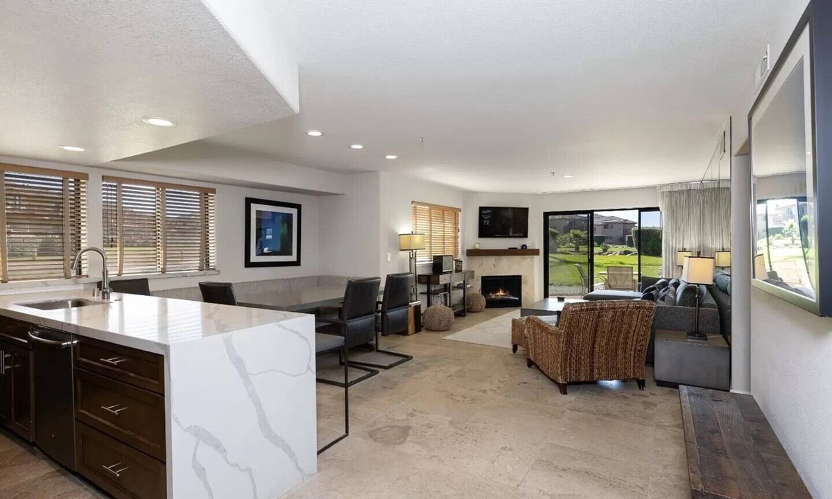 Rio del Mar Villa | Sunsets and ocean breezes await you! 2026 will be spectacular at Seascape!