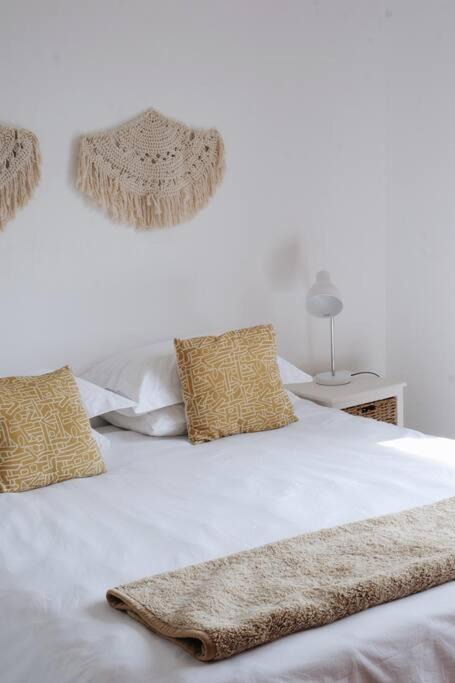 Wavecrest House | Sweet & Simple Beach Cottage