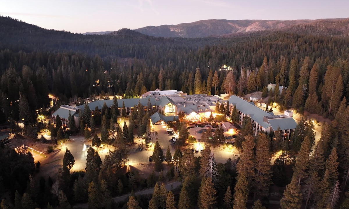 Fish Camp Resort | Tenaya at Yosemite