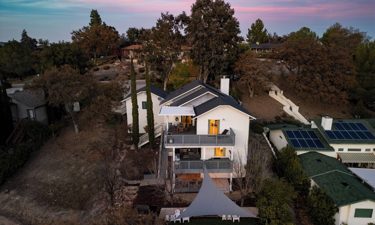 Paso Robles House | Terrace Hill | Modern Paso Robles Escape Near Wineries, Dining, and Hot Springs