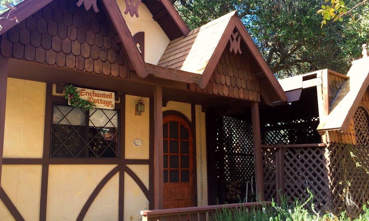 Julian Cottage | The Enchanted Cottage at Shadow Mountain Ranch!