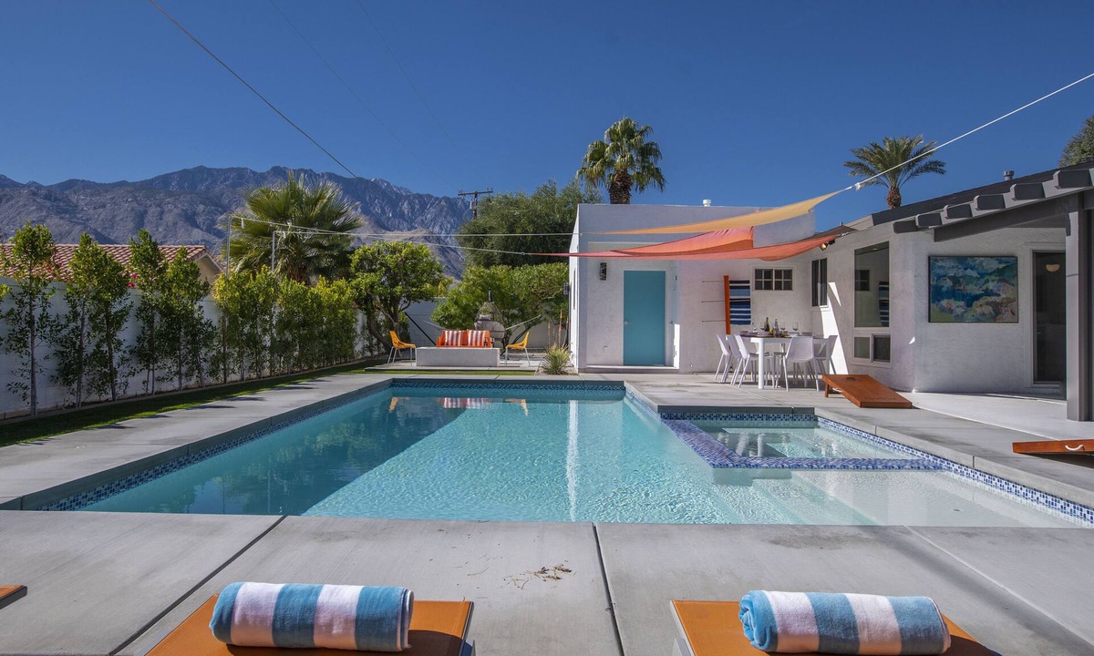 Racquet Club South House | The Hudson - Palm Springs: Private Mid Mod Oasis!
