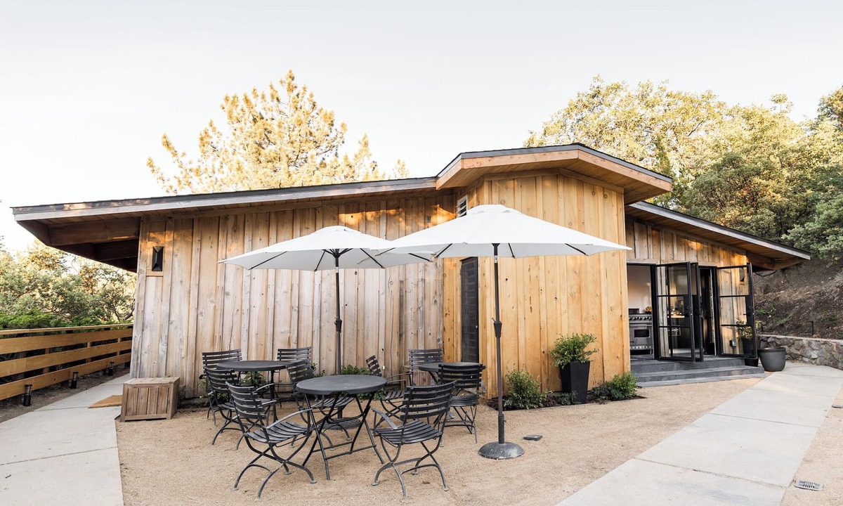 Julian Cabin | The Lodge: A Spacious Retreat for Groups - Events, Nature, & Luxury Combined!