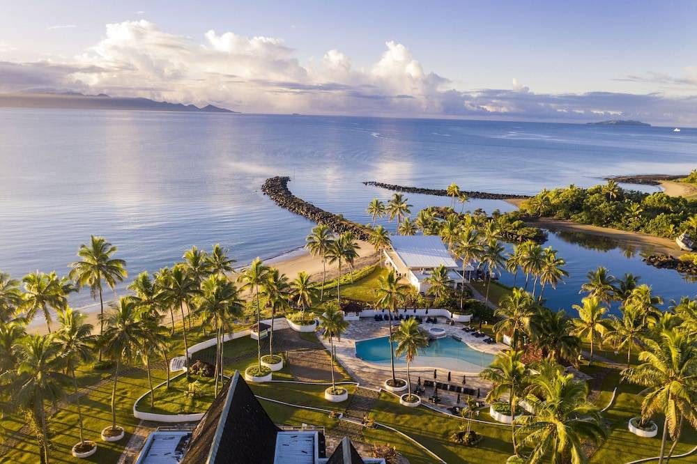 Pacific Harbour Hotel | The Pearl South Pacific Resort - CFC Certified