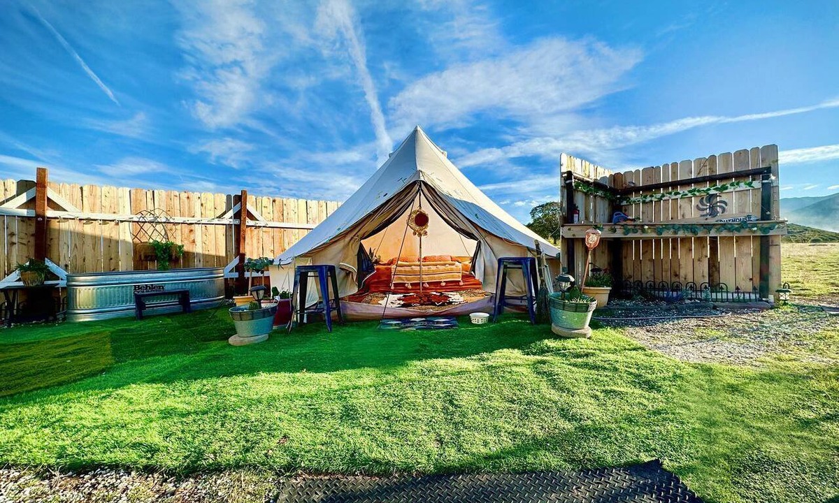New Cuyama RV Rental | The Pink Pony Yurt, New Cuyama, CA