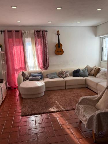Odivelas House | The room