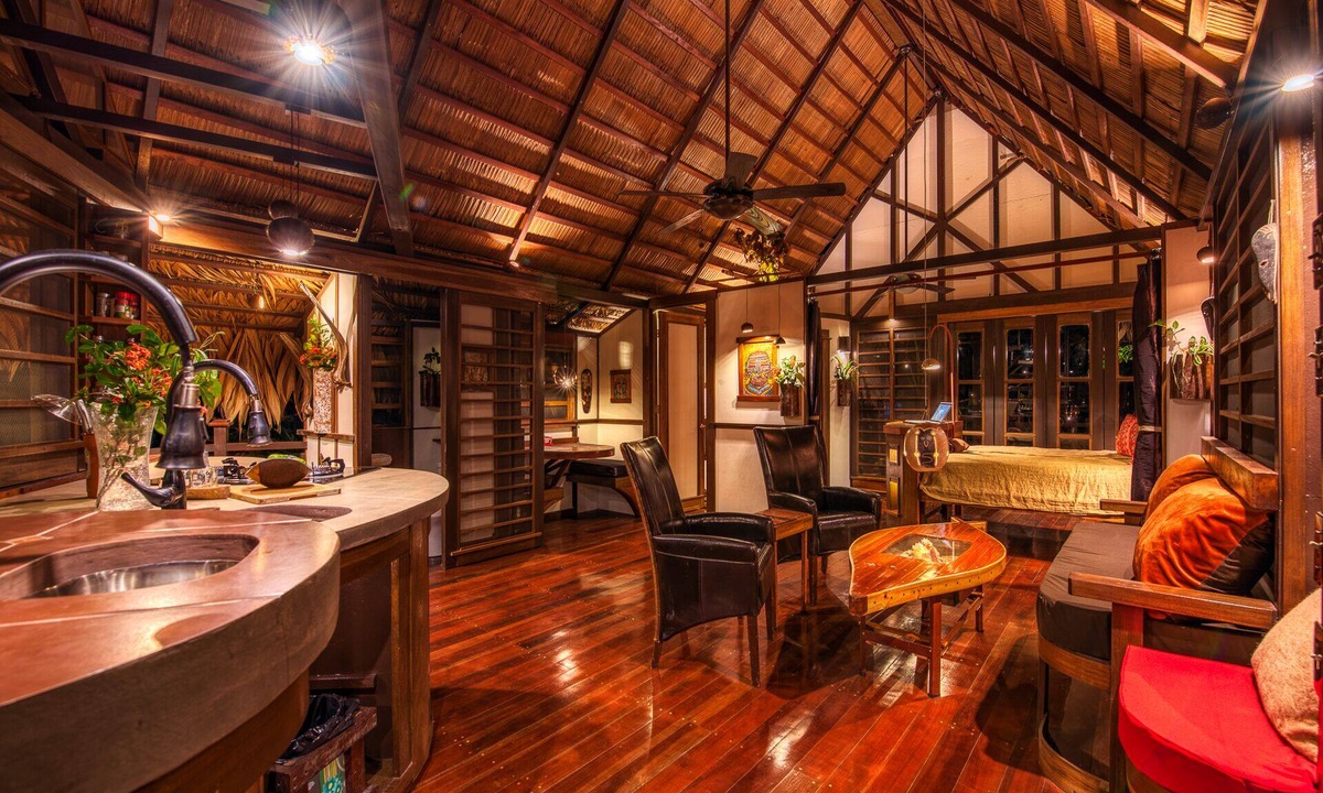 Puerto Viejo de Talamanca House | The Sloth House 1 -Couples PooL- BeacH BikeS BirdwatchinG Observation Deck