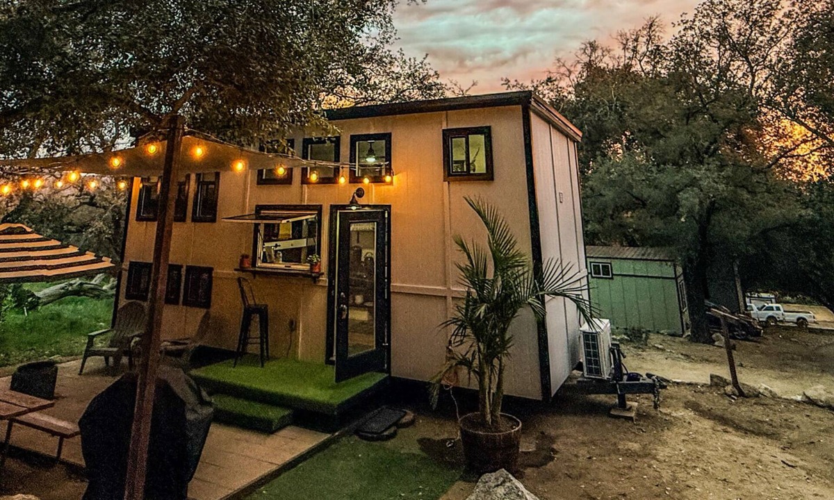 Pauma Valley RV Rental | The Sundance - Luxury Tiny Home Retreat near Harrah's and Pala Casinos