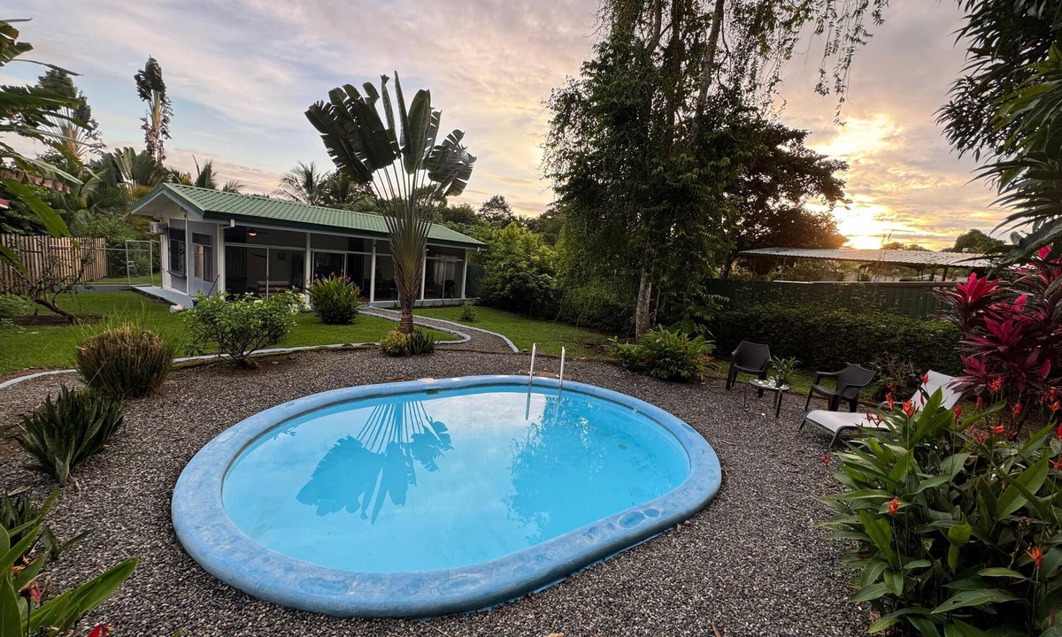 Ojochal House | This house is a 2 bedroom(s), 2 bathrooms, located in Ojochal, Provincia de Puntarenas.