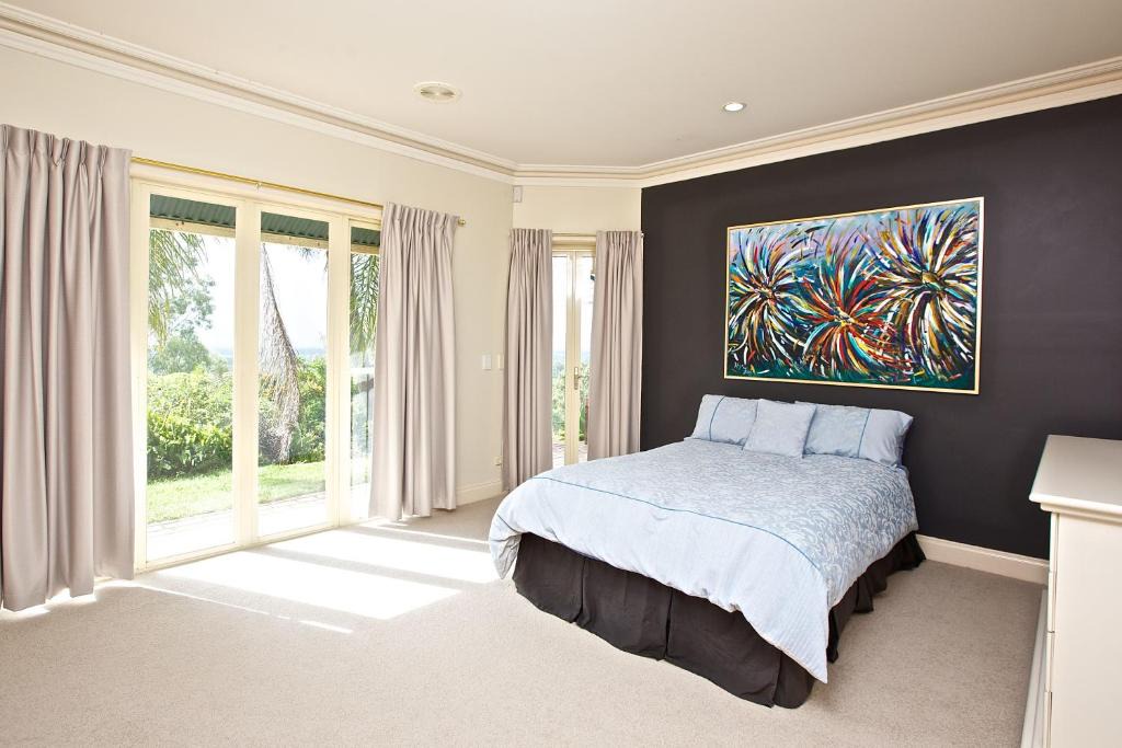 Ormeau House | Tranquil Garden Hideaway