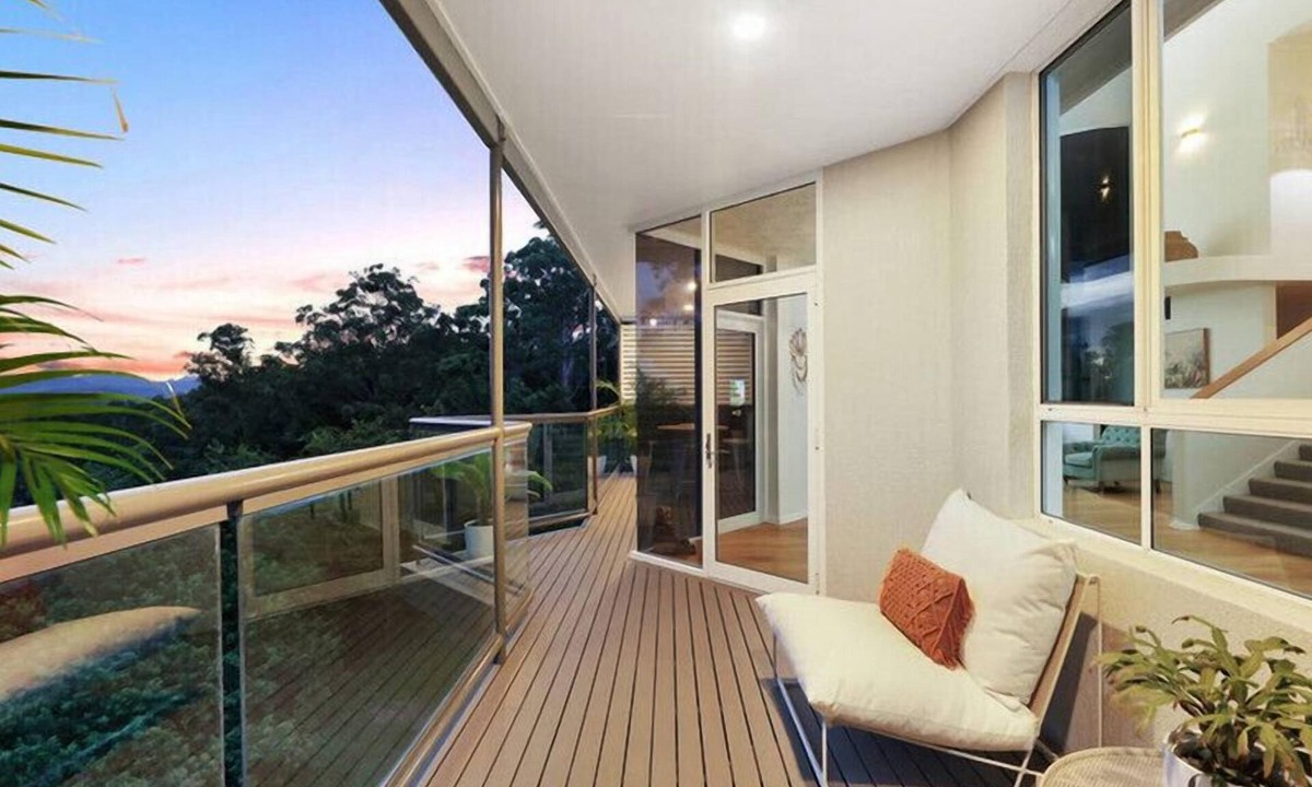 Burleigh Heads House | Truly exceptional 6 Bedroom Oasis in Burleigh Heads