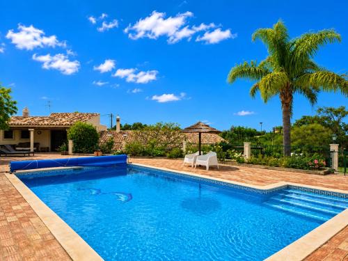 Boliqueime House | Typical Portuguese Quinta São Sebastião