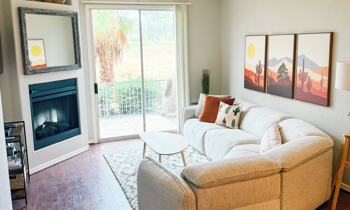 Superstition Lakes Condo | Updated 2 bedroom 2 bathroom condo - Golf Course View - Excellent Location