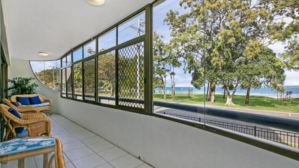 Bongaree House | Views, Pool, Air Conditioning in Bongaree