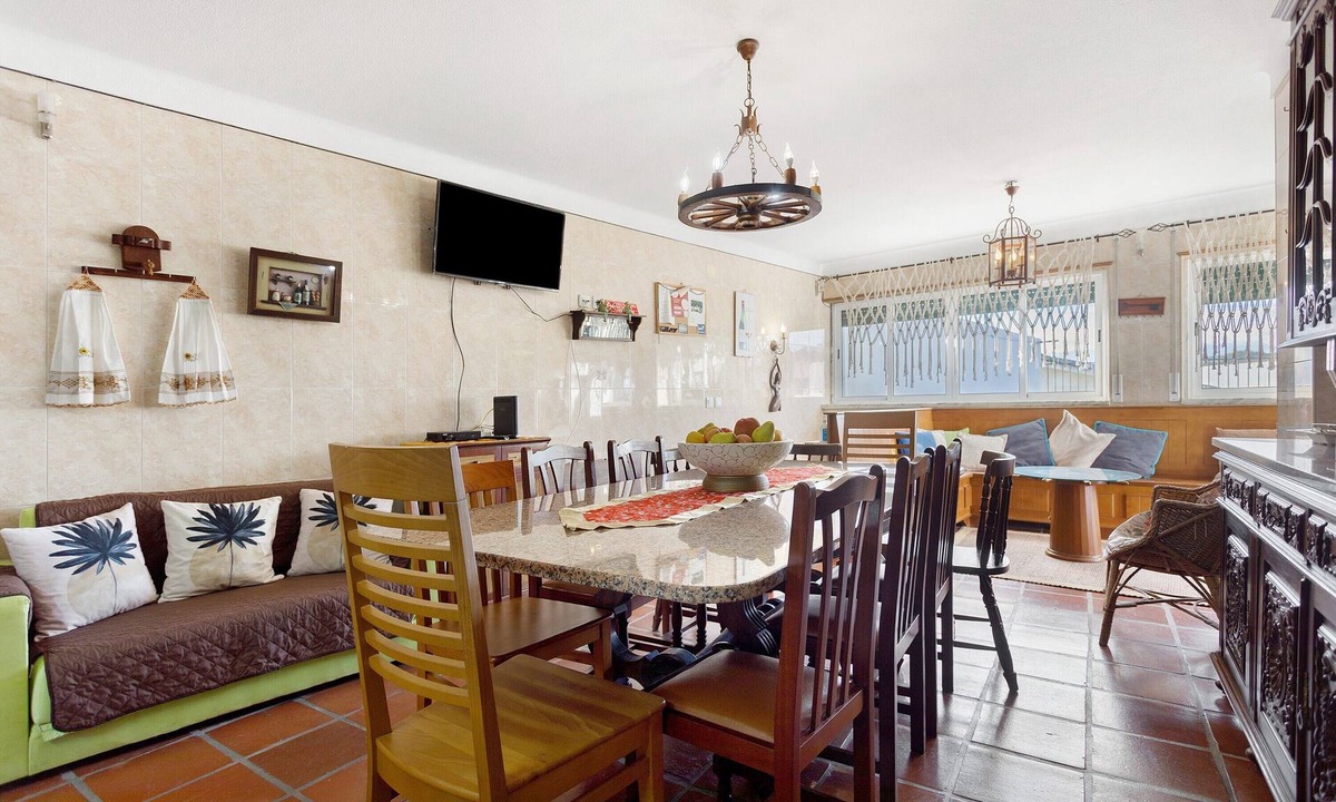 Mafra Villa | Villa 'Casa Campo E Mar' with Mountain View, Private Terrace and Wi-Fi
