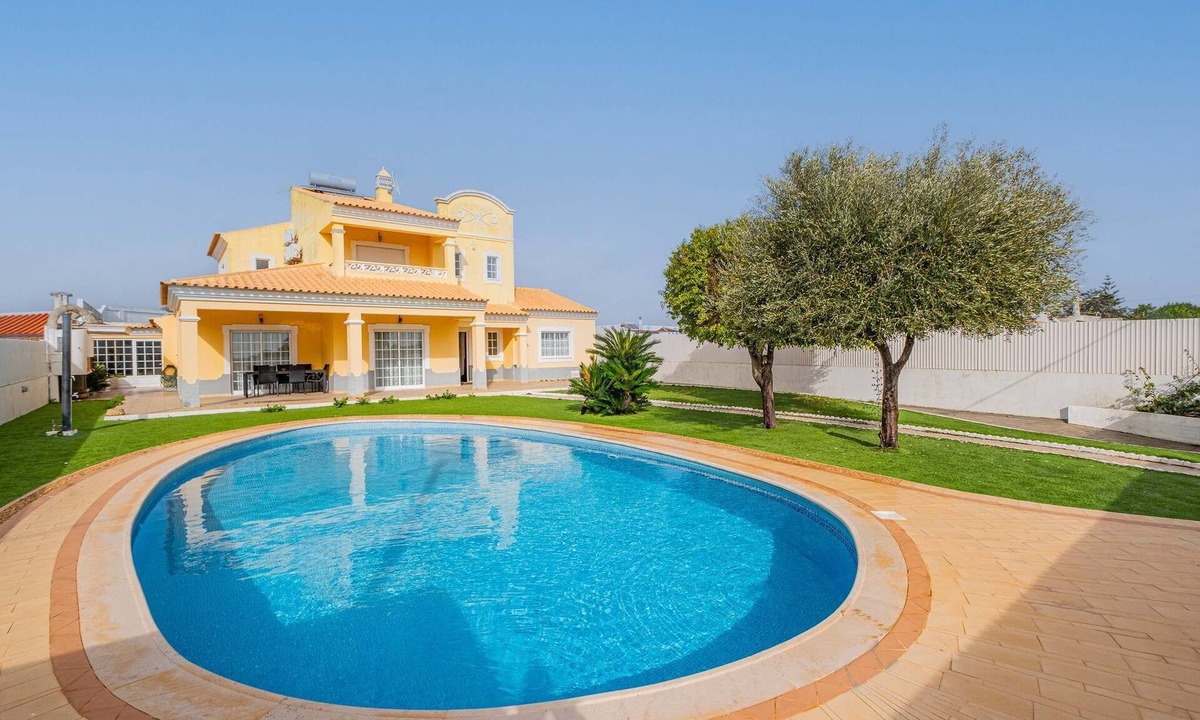 Vale de Parra Villa | Villa Coelha - Table tennis and Pool Table