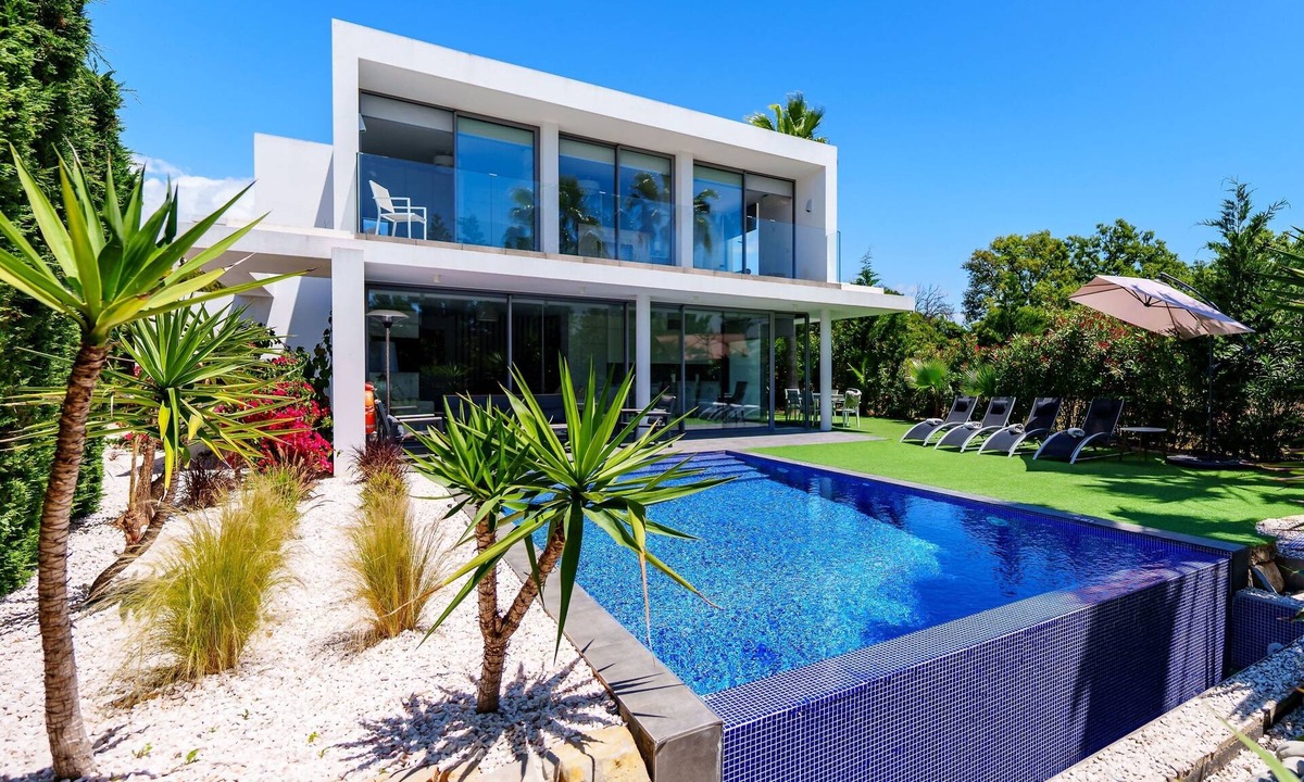 Pera House | Villa Pêra by Gabi Miguel