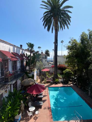 West Beach Hotel | Villa Rosa Inn