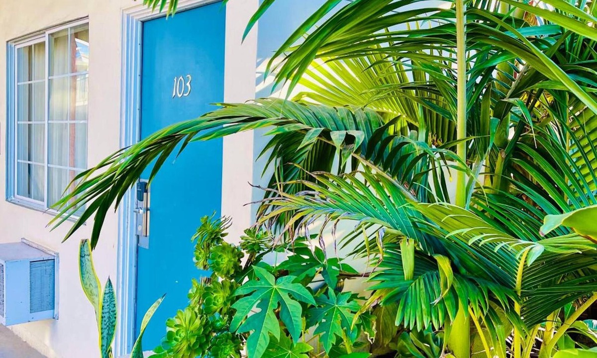El Cajon Hotel | Villa Serena