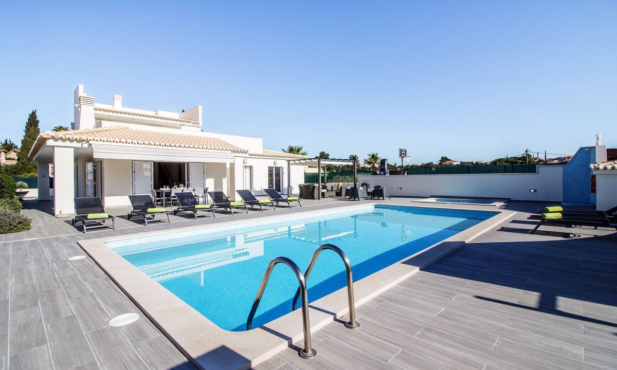 Estombar Villa | Villa Sun, comfort and luxury for the family